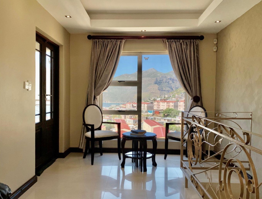 5 Bedroom Property for Sale in Hout Bay Western Cape